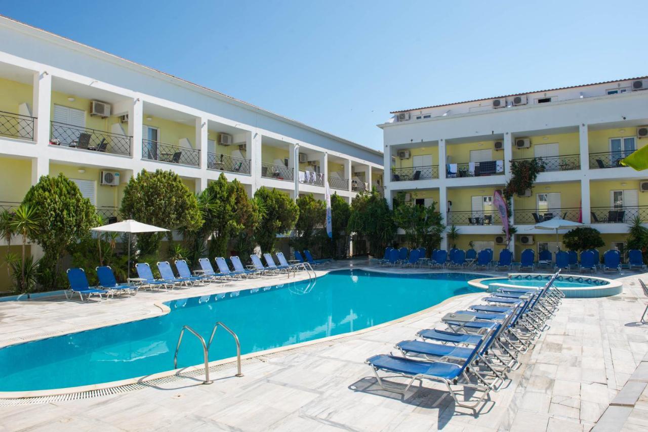 Mojo Hotel Laganas Esterno foto