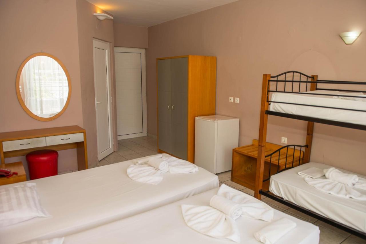 Mojo Hotel Laganas Esterno foto